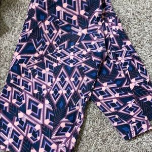 Leggings bundle any 3 for $18